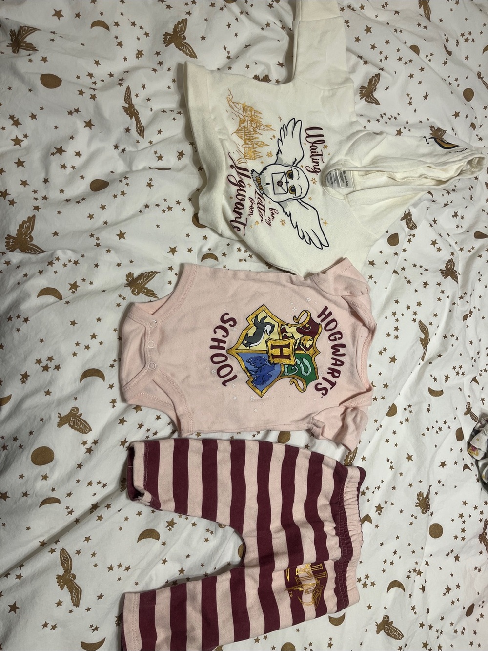 Harry Potter Infant Set, Bodysuit, Pants and Sweater / Hoodie